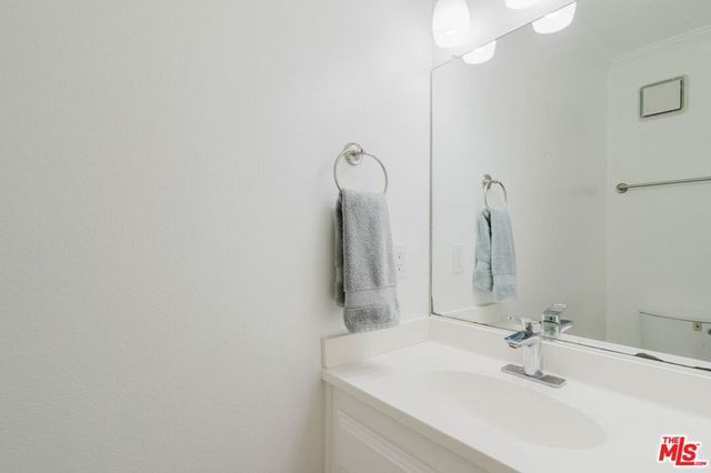 3622 Kalsman Drive 2, Los Angeles, CA 90016