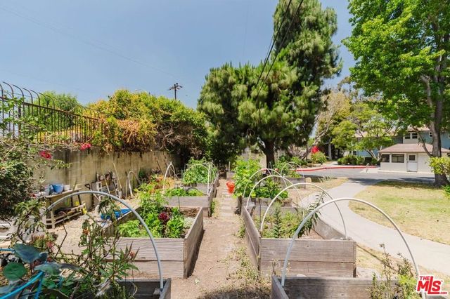 3622 Kalsman Drive 2, Los Angeles, CA 90016