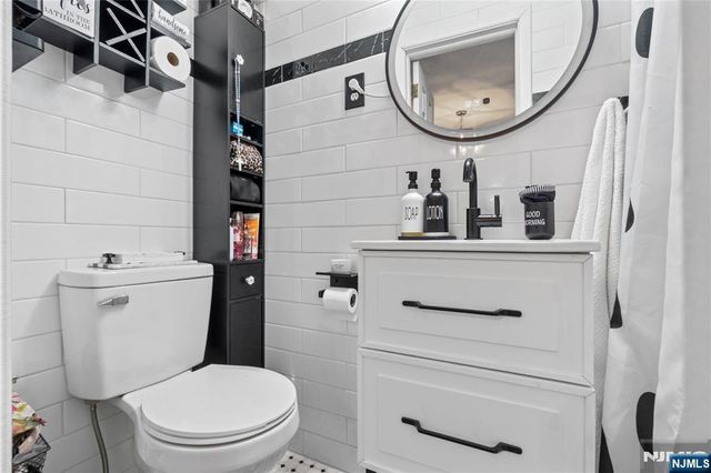 65 Miller Avenue, Elmwood Park, NJ 07407