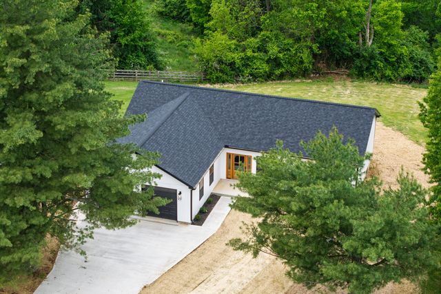 519 Humes Ridge Road, Williamstown, KY 41097