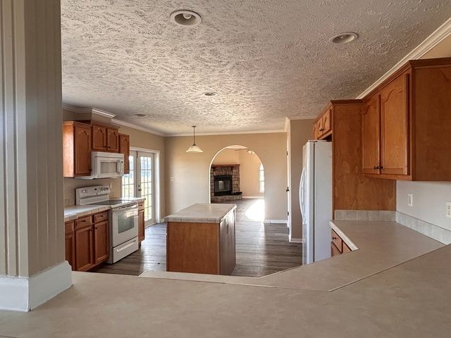 1241 Furnie Folks, Webb, AL 36376