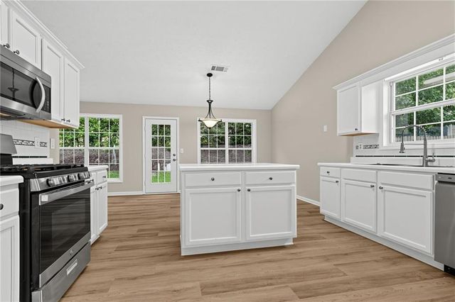 2720 Matlin Way, Buford, GA 30519