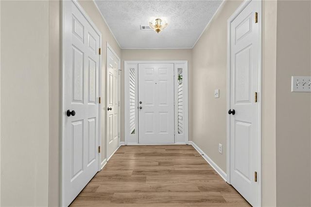 2720 Matlin Way, Buford, GA 30519