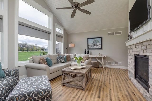 6358 Reagan Court, Sun Prairie, WI 53590