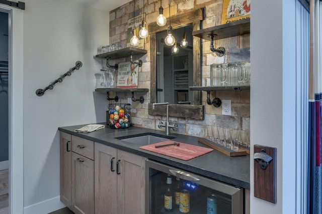 6358 Reagan Court, Sun Prairie, WI 53590