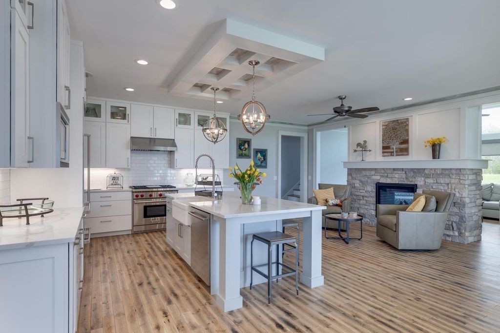 6358 Reagan Court, Sun Prairie, WI 53590