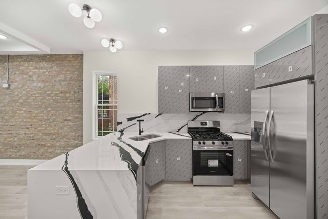7232 S UNION Avenue, Chicago, IL 60621