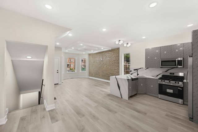 7232 S UNION Avenue, Chicago, IL 60621