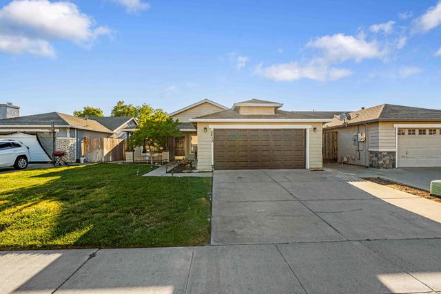 5613 Rose Brook Dr, Riverbank, CA 95367