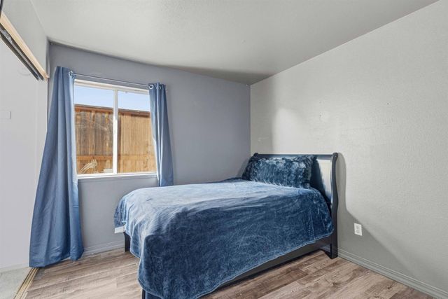 5613 Rose Brook Dr, Riverbank, CA 95367