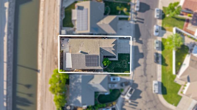 5613 Rose Brook Dr, Riverbank, CA 95367