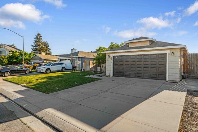 5613 Rose Brook Dr, Riverbank, CA 95367