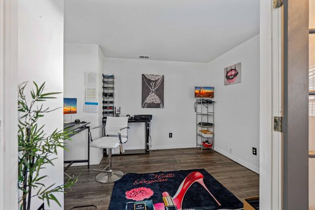 5613 Rose Brook Dr, Riverbank, CA 95367