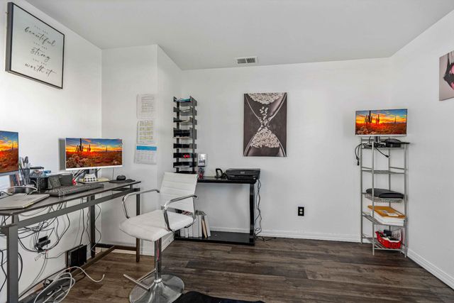 5613 Rose Brook Dr, Riverbank, CA 95367