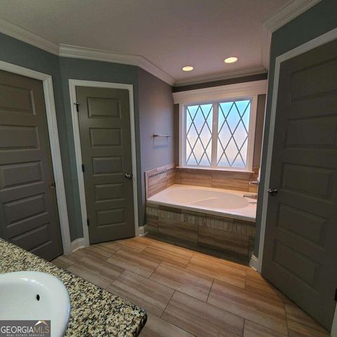 5255 Carlton Ridge Circle, Hahira, GA 31632