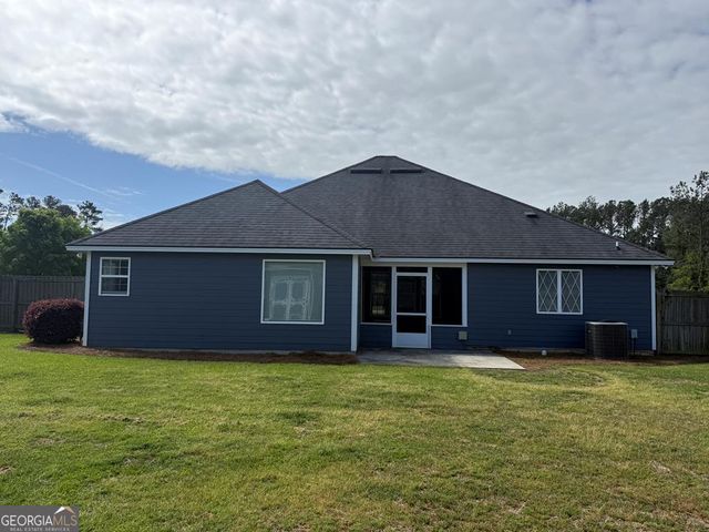 5255 Carlton Ridge Circle, Hahira, GA 31632