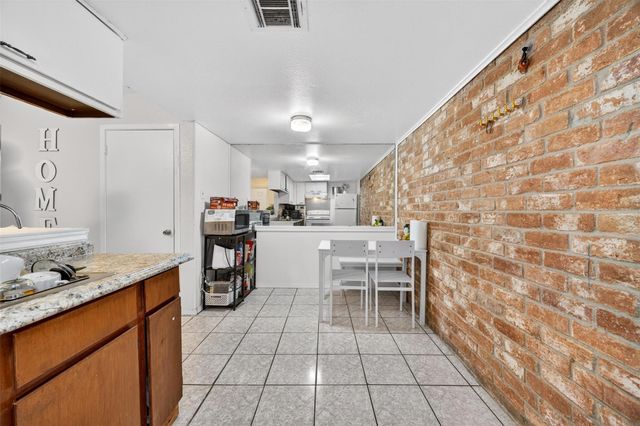 12223 Sharpview Drive, Houston, TX 77072