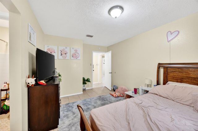 12223 Sharpview Drive, Houston, TX 77072