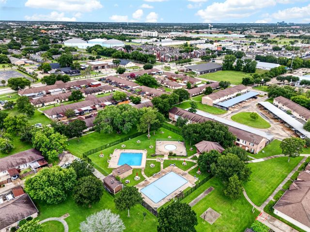 12223 Sharpview Drive, Houston, TX 77072