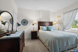 1104 City Place, Edgewater, NJ 07020