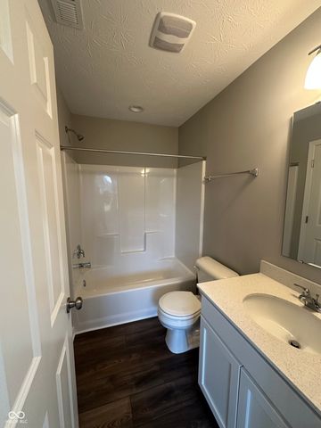 4187 Risen Star Way, Bargersville, IN 46106