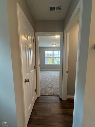 4187 Risen Star Way, Bargersville, IN 46106