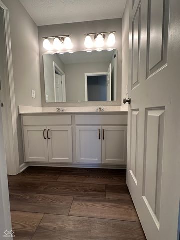 4187 Risen Star Way, Bargersville, IN 46106