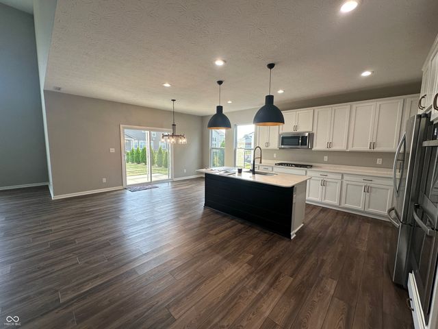 4187 Risen Star Way, Bargersville, IN 46106