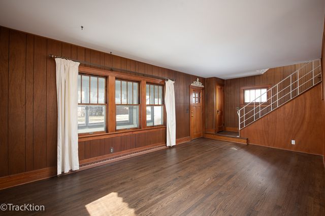 5313 Lyman Avenue, Downers Grove, IL 60515