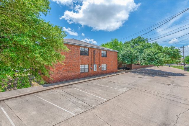 1808 Woodsman Drive, College Station, TX 77840