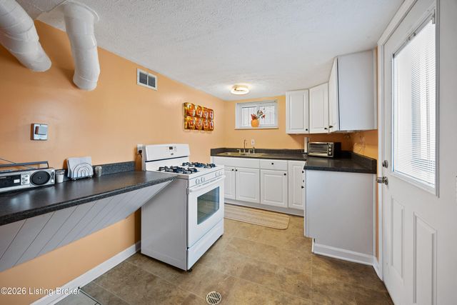 3604 Lentz Ave, Louisville, KY 40215