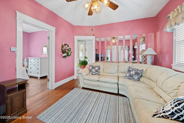 3604 Lentz Ave, Louisville, KY 40215