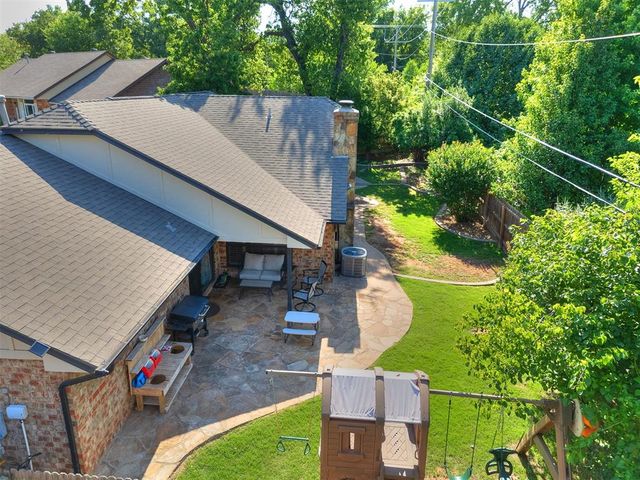 2201 Tredington Way, Edmond, OK 73034
