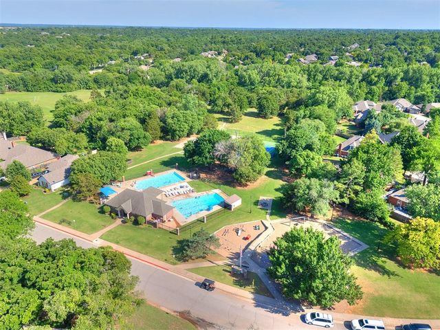 2201 Tredington Way, Edmond, OK 73034
