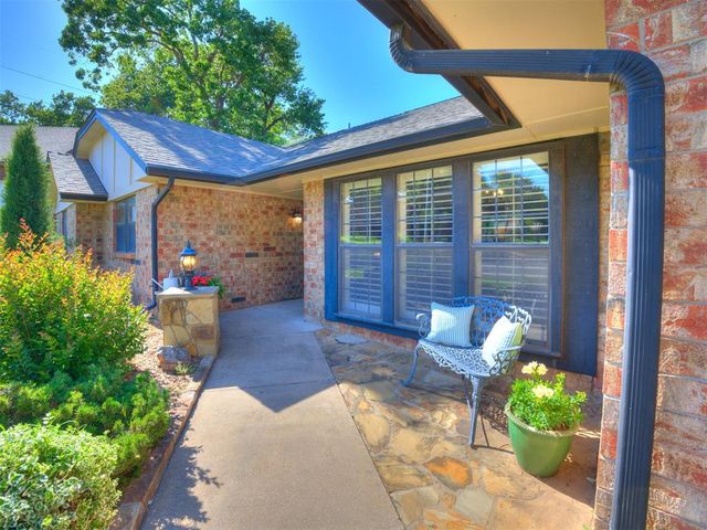 2201 Tredington Way, Edmond, OK 73034