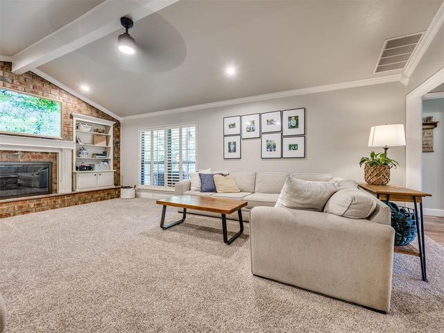 2201 Tredington Way, Edmond, OK 73034