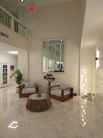 2780 NE 183rd St 1802, Aventura, FL 33160