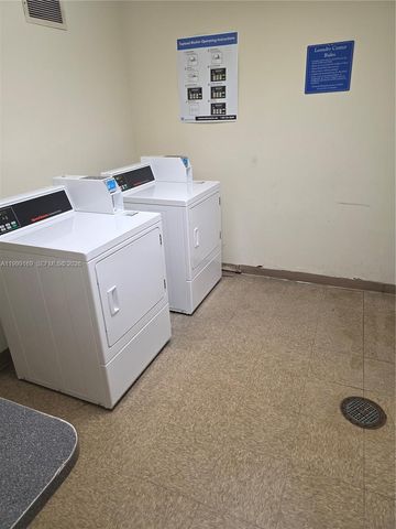 2780 NE 183rd St 1802, Aventura, FL 33160