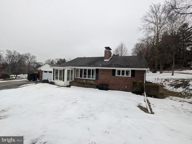 910 FOURTH STREET, New Cumberland, PA 17070