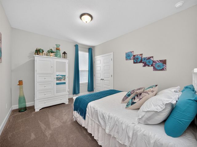 110 Duroc DR, Hutto, TX 78634