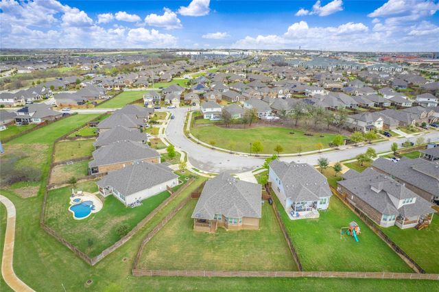 110 Duroc DR, Hutto, TX 78634