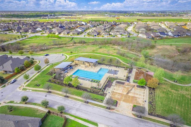 110 Duroc DR, Hutto, TX 78634