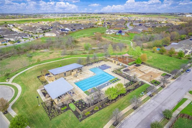 110 Duroc DR, Hutto, TX 78634