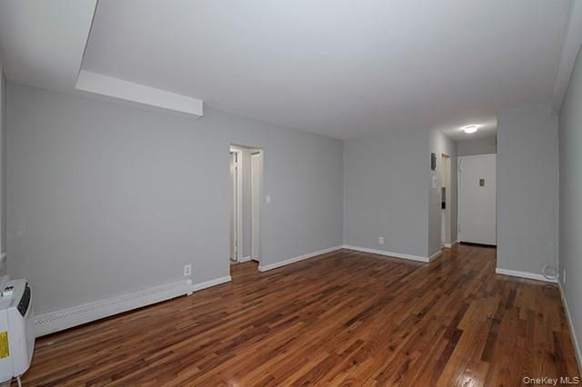 985 Oceanfront Street 9, Long Beach, NY 11561