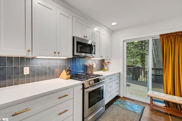 205 Bradley Boulevard, Greenville, SC 29609