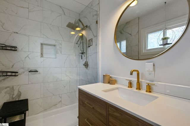 205 Bradley Boulevard, Greenville, SC 29609