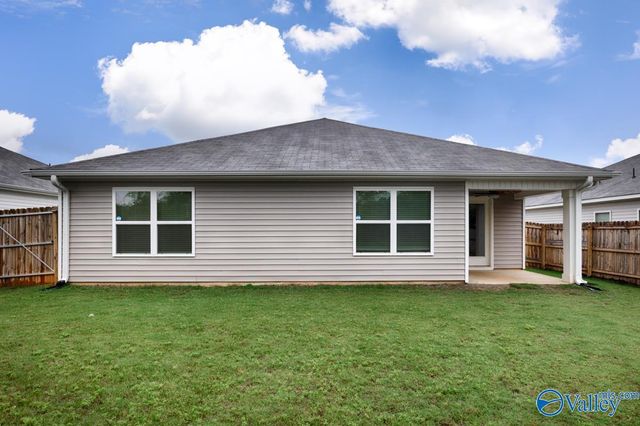 18776 Wicklow Circle, Athens, AL 35613