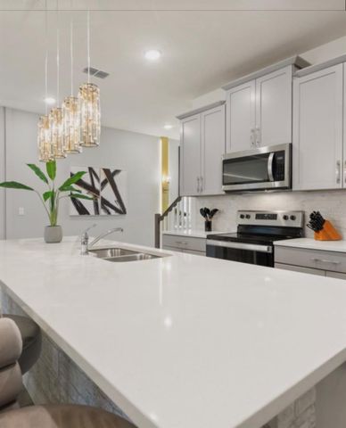 1692 TROPICAL PALMS CIRCLE, Kissimmee, FL 34747