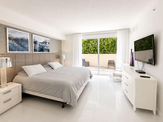 200 Sunny Isles Blvd 2-504–Lanai Residence, Sunny Isles Beach, FL 33160
