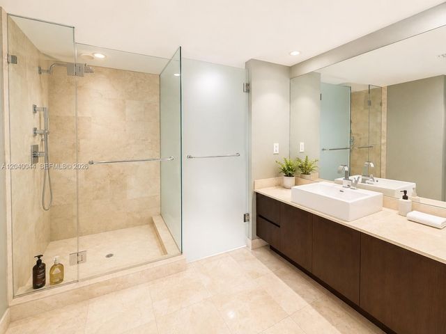 200 Sunny Isles Blvd 2-504–Lanai Residence, Sunny Isles Beach, FL 33160